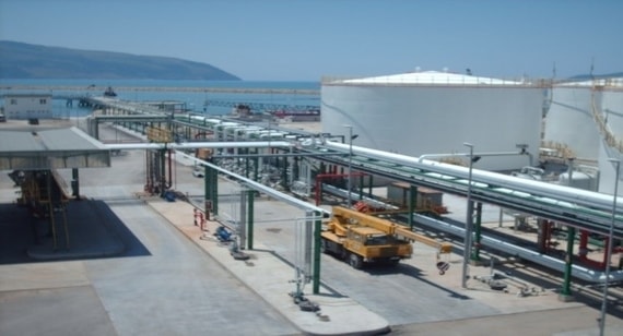 NDËRTIMI-I-STRUKTURAVE-METALIKE-PËR-PETROLIFERËN-ITALO-SHQIPËTARE